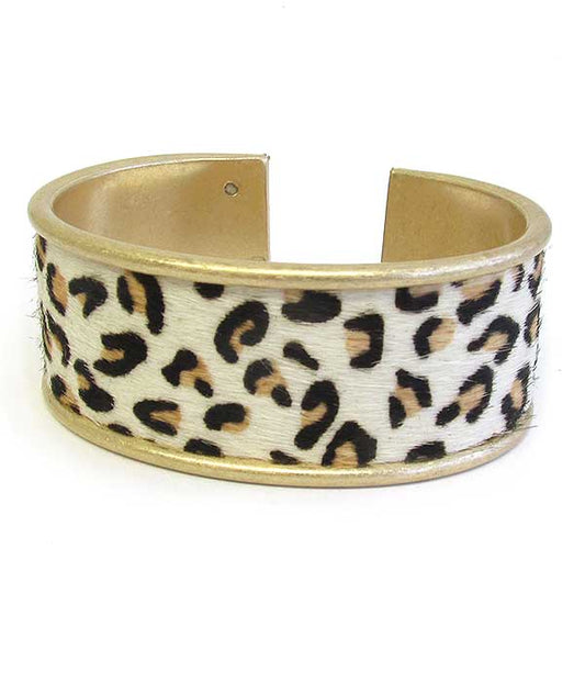 ANIMAL PRINT BANGLE BRACELET-0